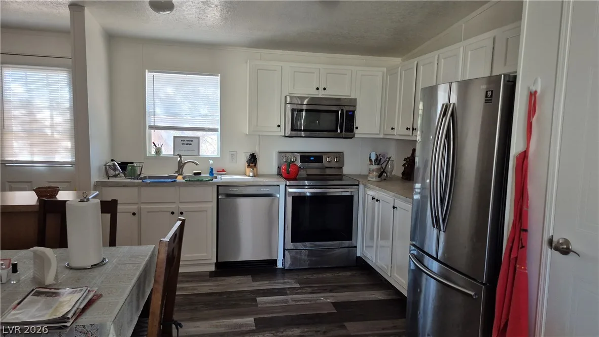 919 Skyhawk Avenue — photo 5