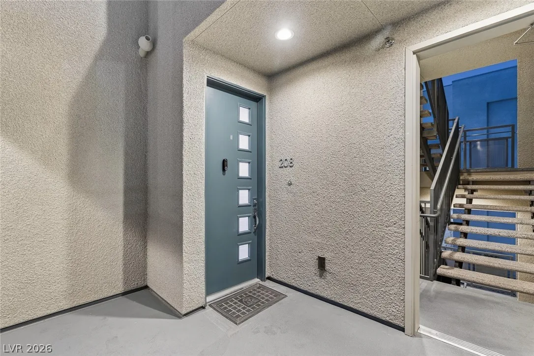 11256 Rainbow Peak Avenue 208 — photo 3