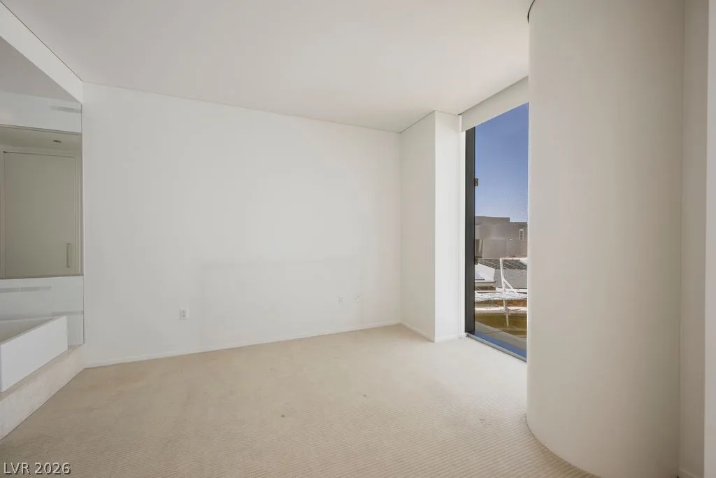 3726 Las Vegas Boulevard 704 — photo 2