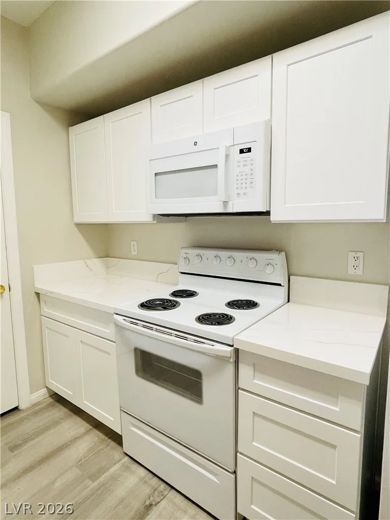 8000 Badura Avenue 1187 — photo 4