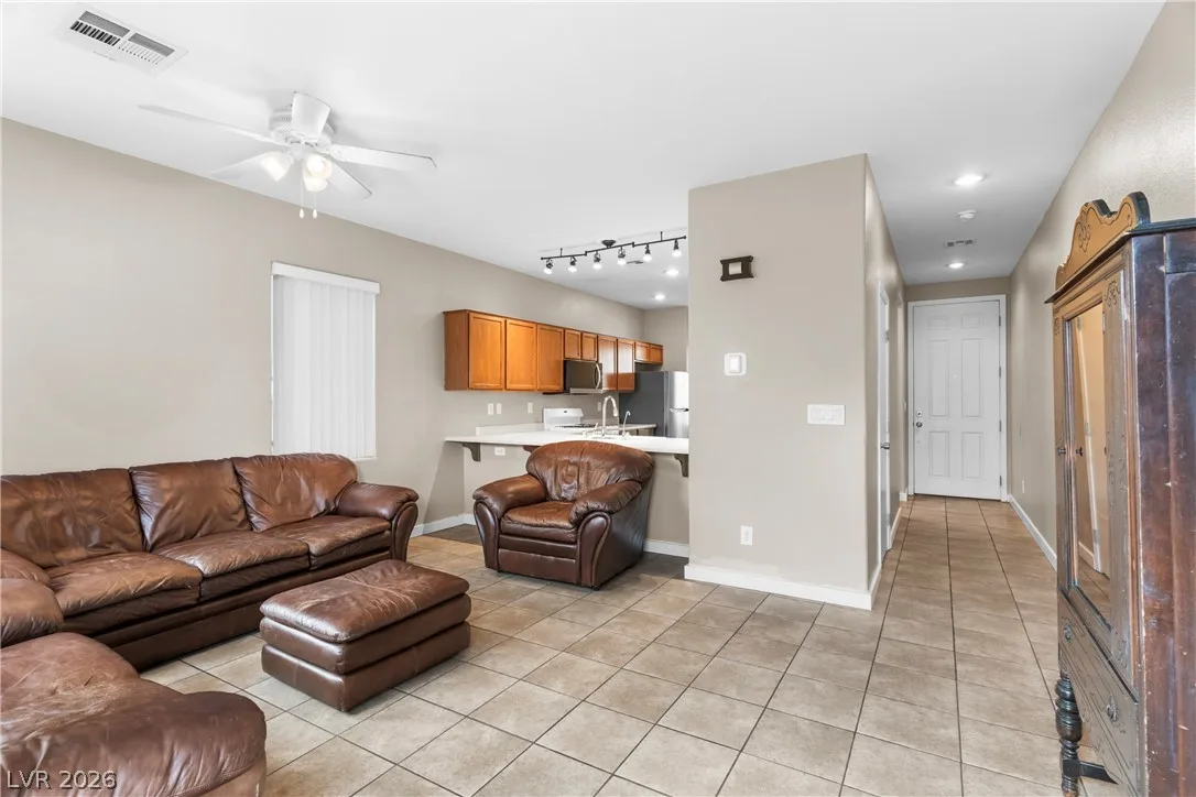 176 Almond Ridge Place — photo 4