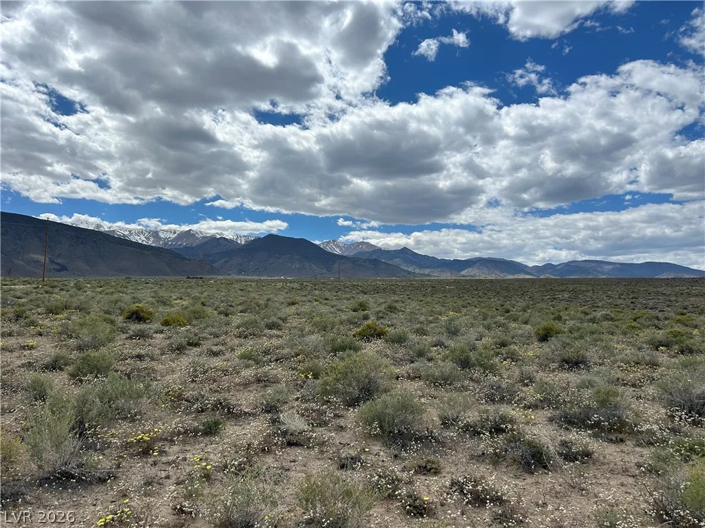 233 MOUNTAIN WATER RANCH — photo 3