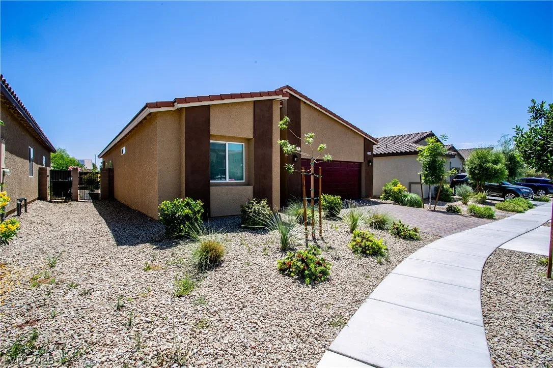 7924 Romulan Street — photo 2
