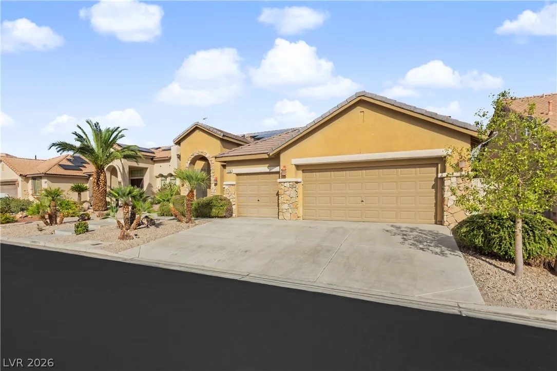 7126 Spindle Berry Street — photo 2