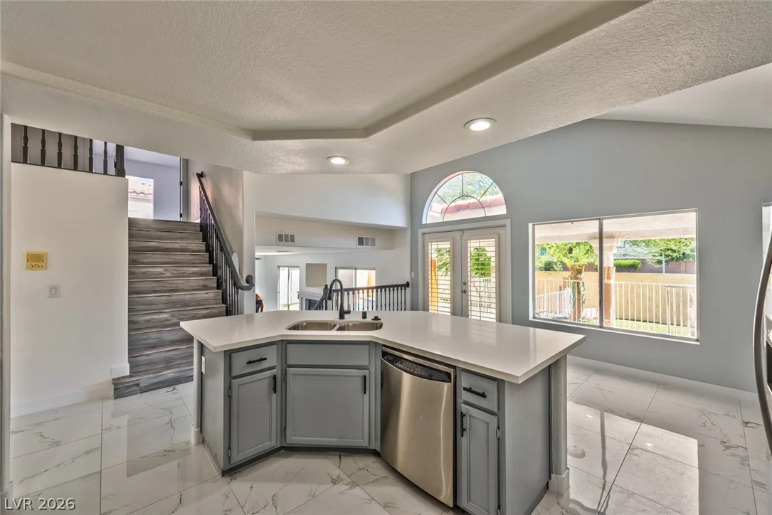 7321 Bush Garden Avenue — photo 5