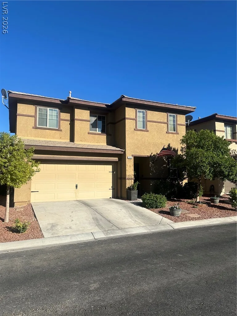 7950 Blue Lake Peak Street — photo 2