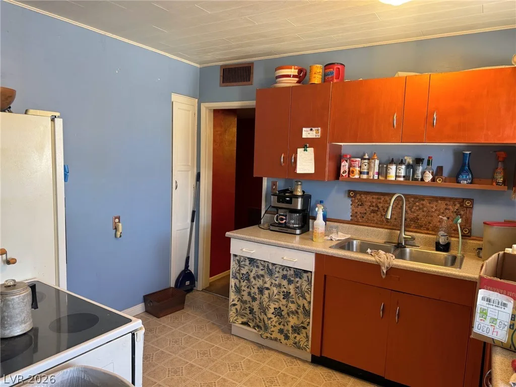 1821 Canosa Avenue — photo 5