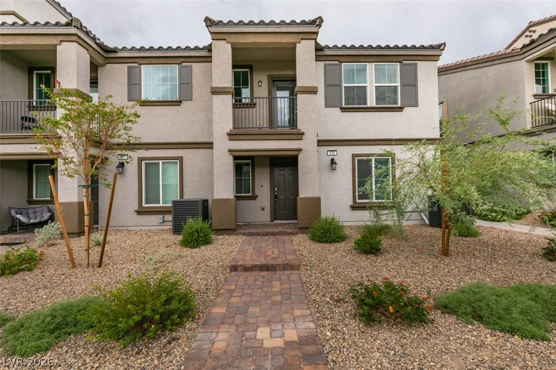 635 Bellus Place — photo 1