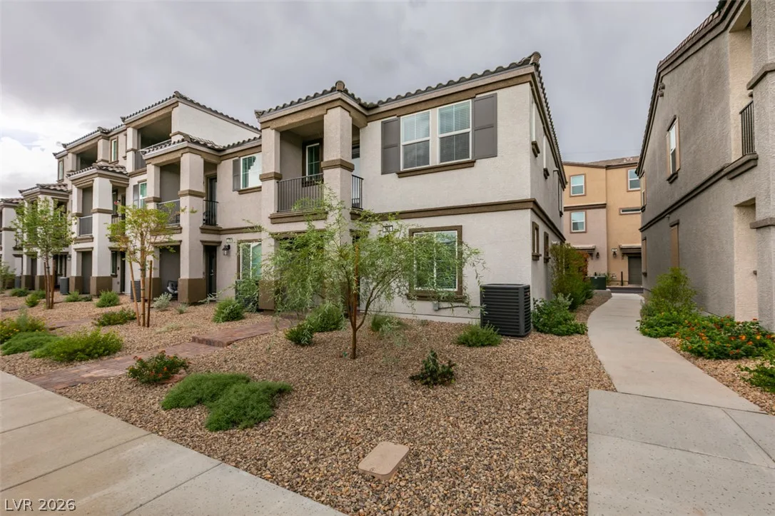 635 Bellus Place — photo 3