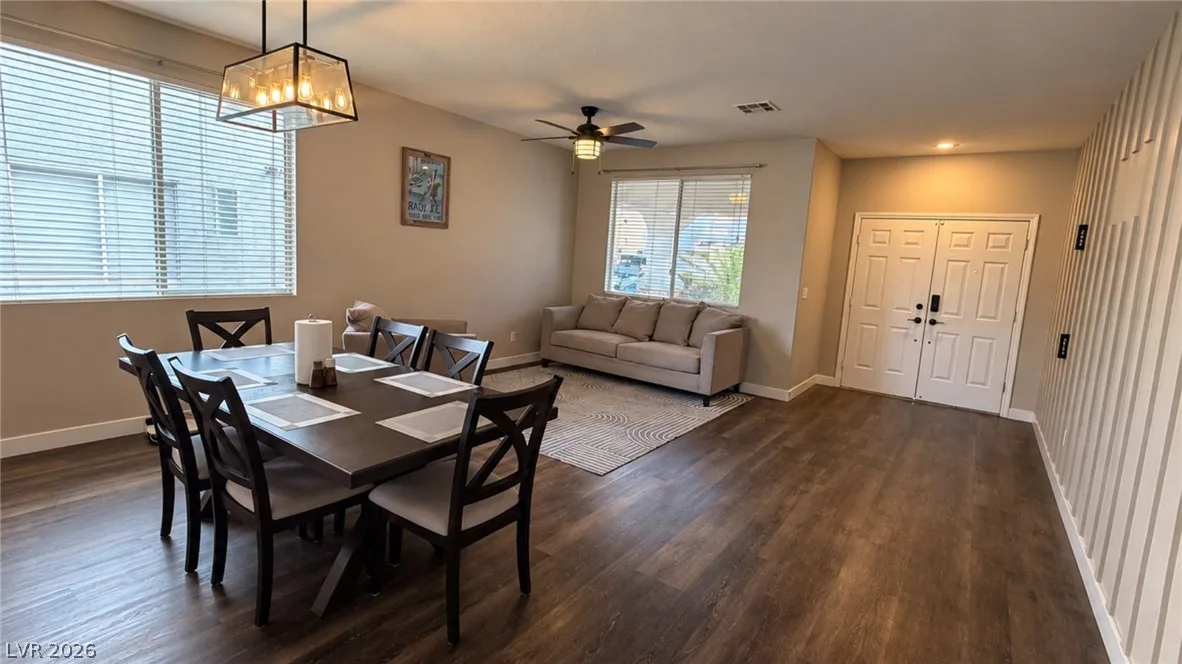 1138 Port Sunlight Court — photo 3