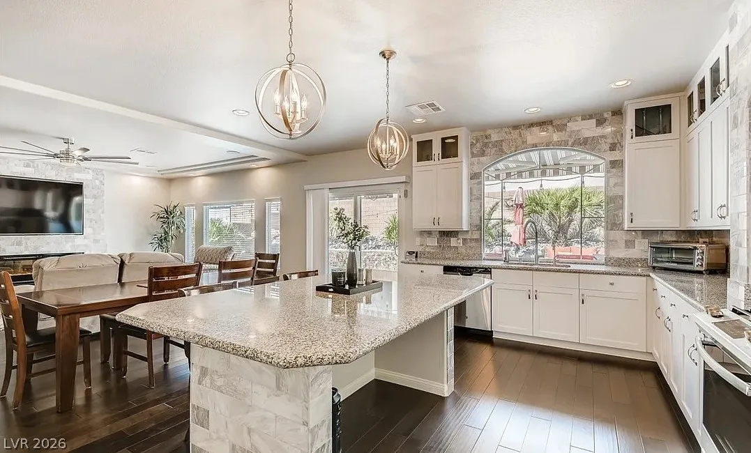 9877 Parador Cellars Court — photo 5