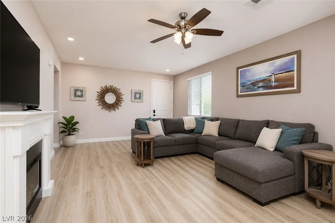 9734 Pacific Pine Street — photo 4