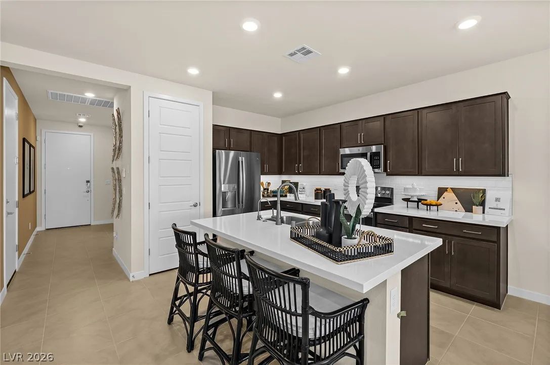 3400 East Cactus Canyon Drive — photo 2