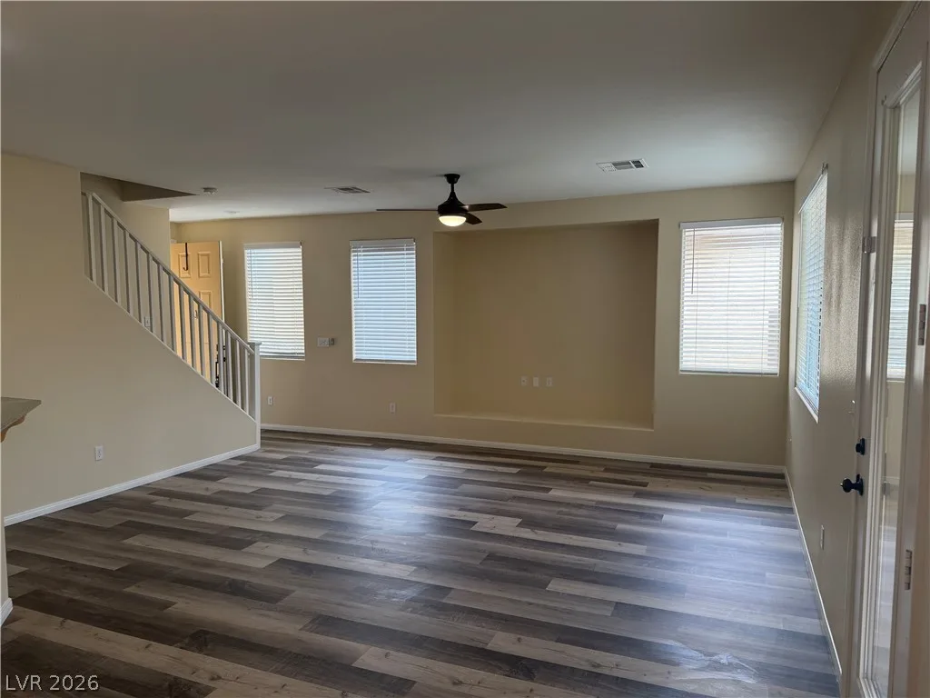 206 DUCK HOLLOW Avenue n/a — photo 3