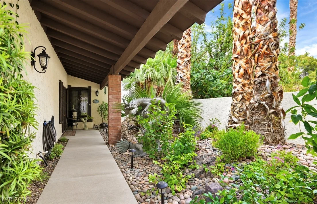 3016 Calle De Laredo — photo 2