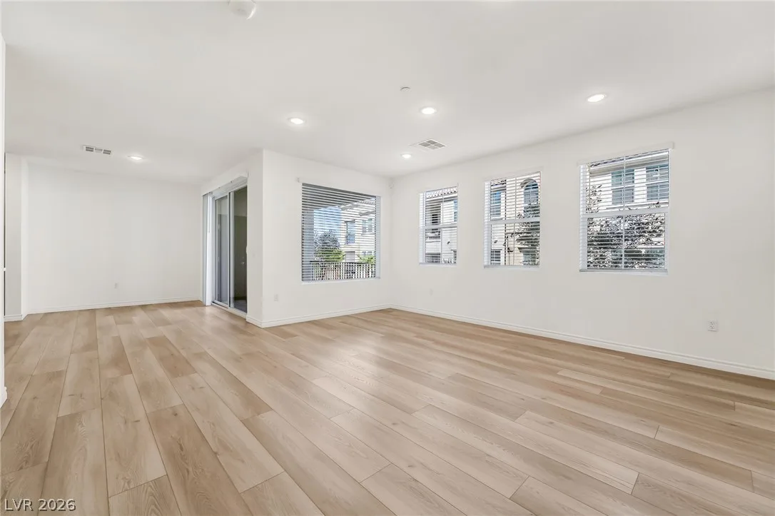 2555 Hampton Road 10108 — photo 5