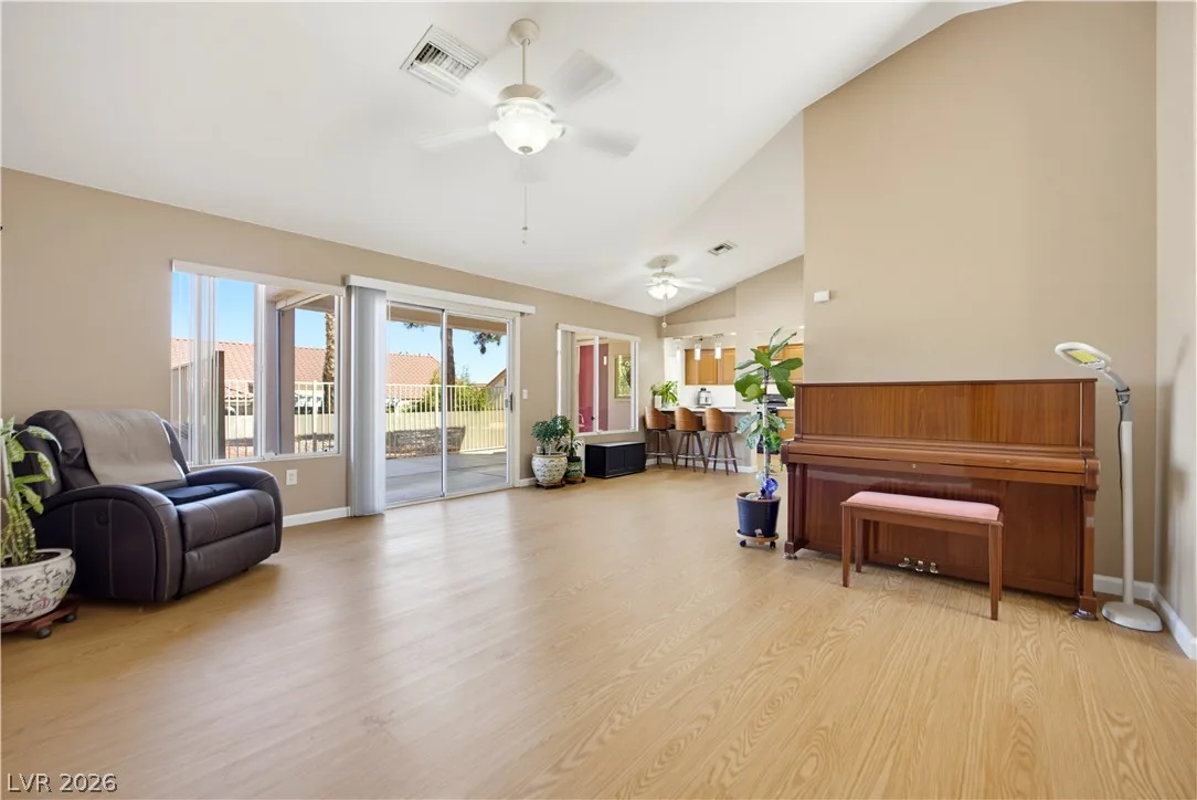 9720 White Cloud Drive — photo 4