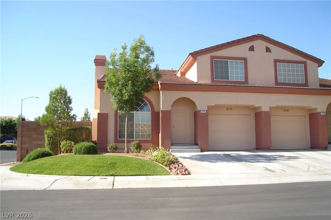 425 Tree Sap Avenue — photo 1