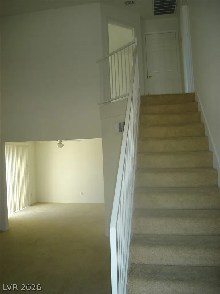 425 Tree Sap Avenue — photo 2