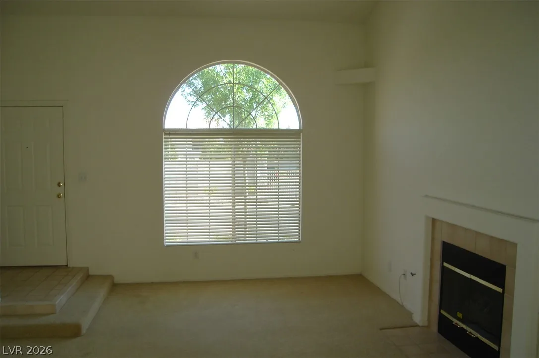 425 Tree Sap Avenue — photo 3