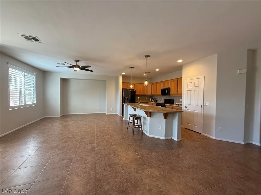 7621 Port Orchard Avenue — photo 2