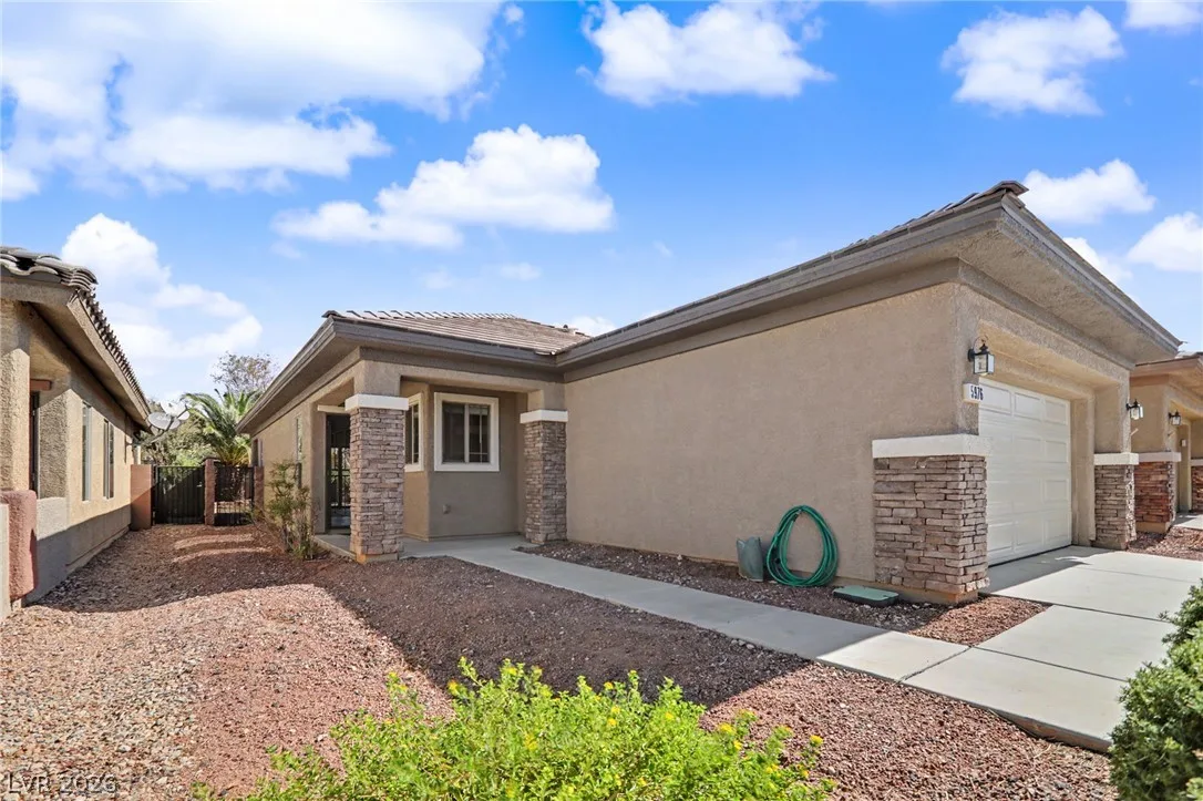 5976 Wheat Penny Avenue — photo 3