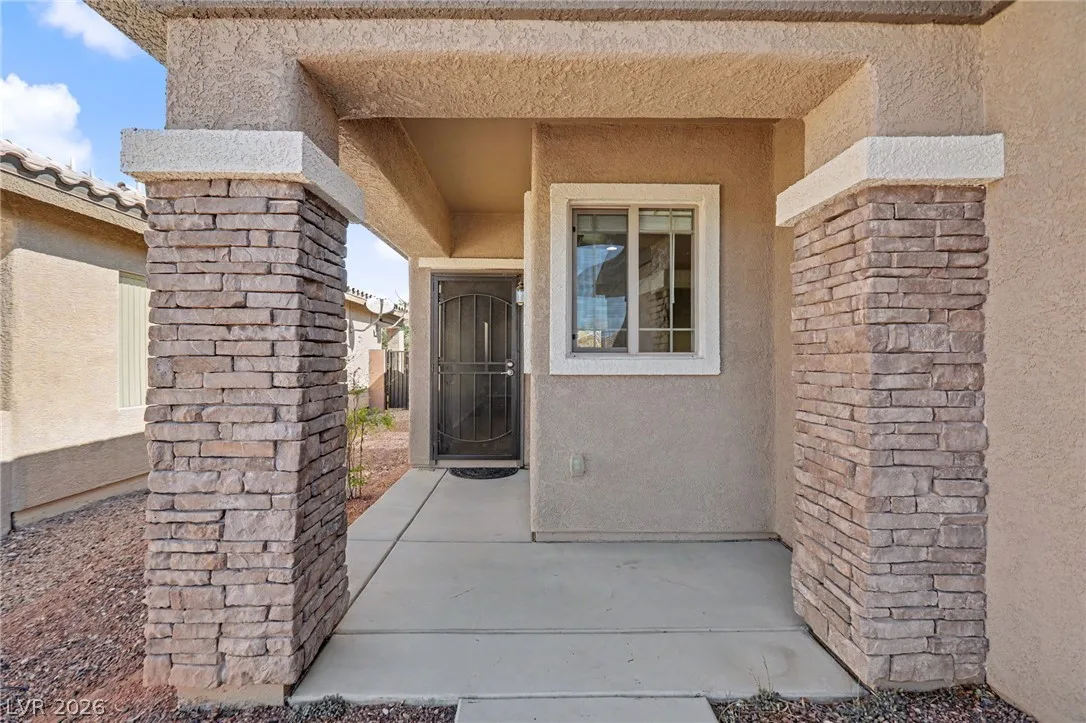 5976 Wheat Penny Avenue — photo 4