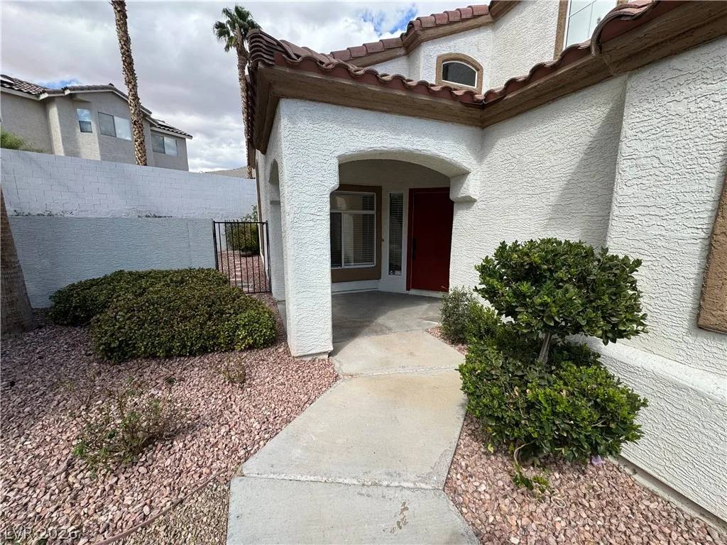 9712 English Saddle Circle — photo 2