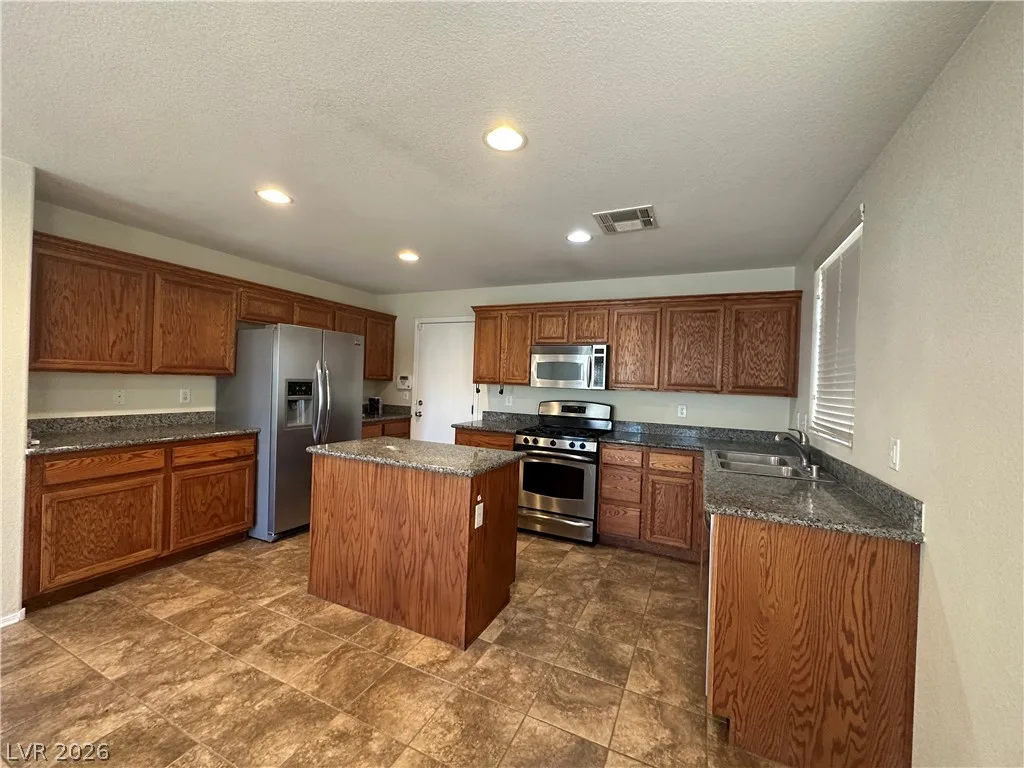 10749 Chickasaw Bend Court — photo 5