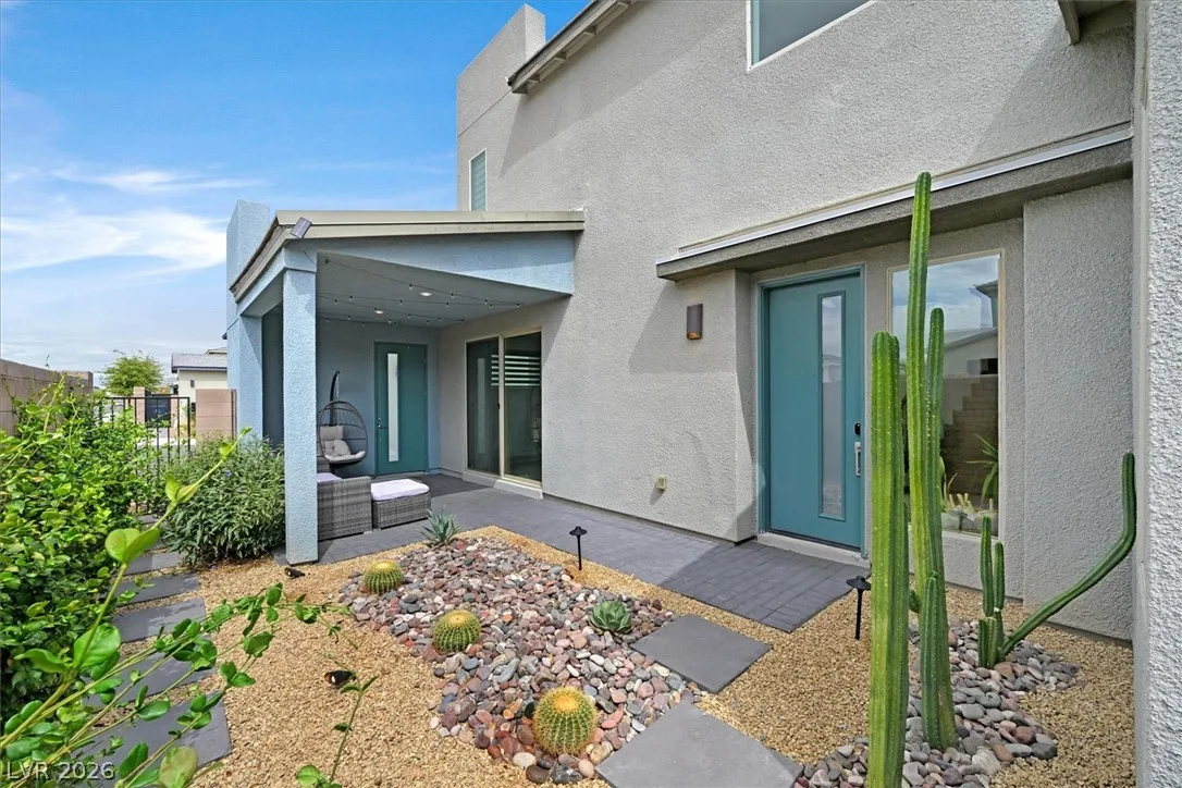 4195 West Landberg Avenue — photo 2