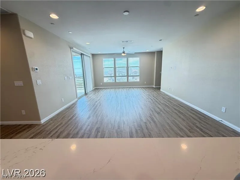 1741 North Desert Foothills Drive — photo 2