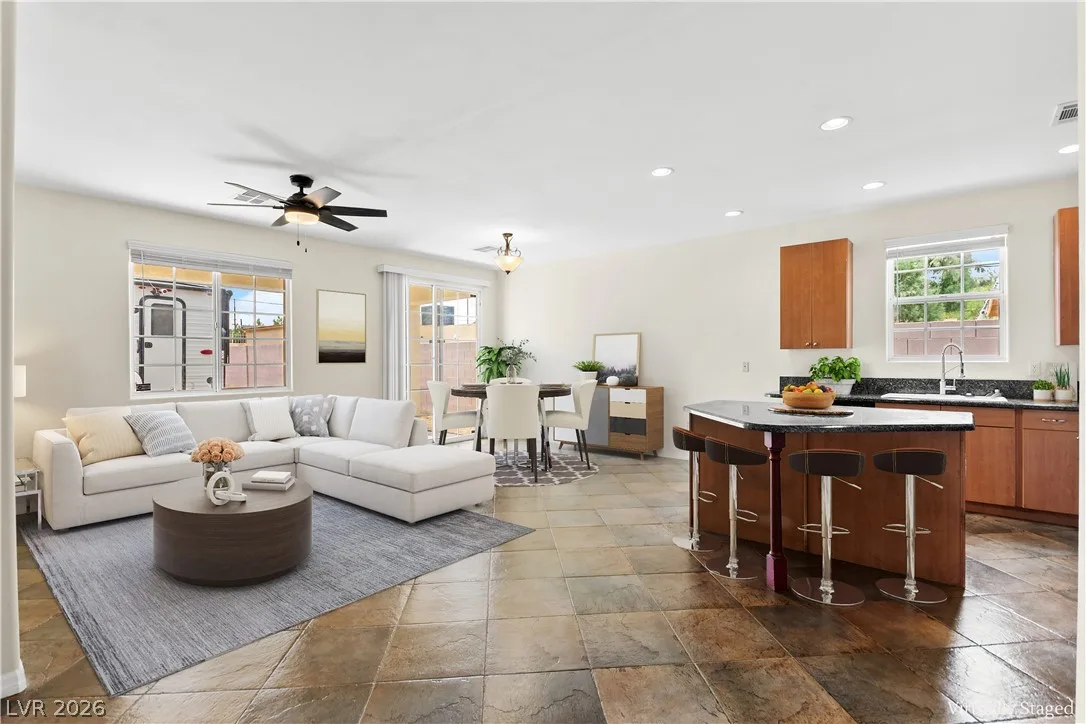 2522 Sunrise Street — photo 1