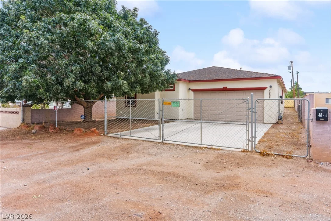 2522 Sunrise Street — photo 3