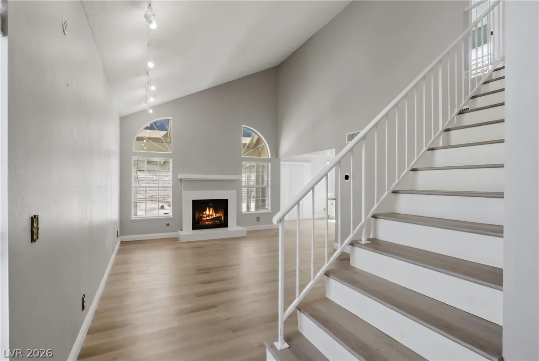 8912 Surf View Drive — photo 1