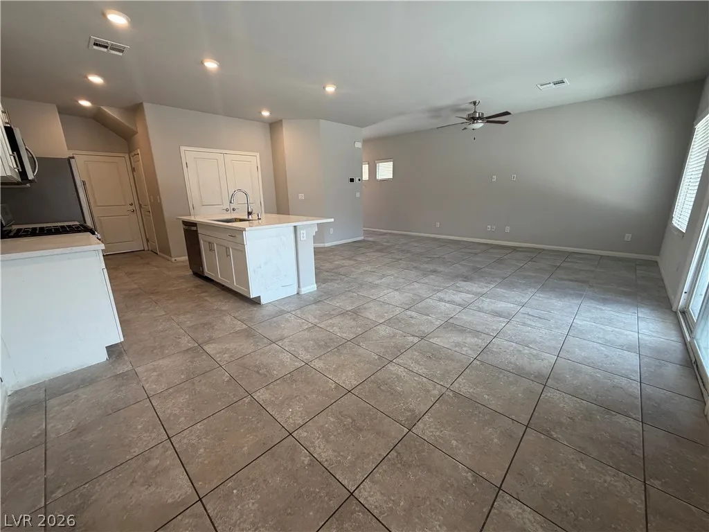 7857 Morganite Avenue — photo 5