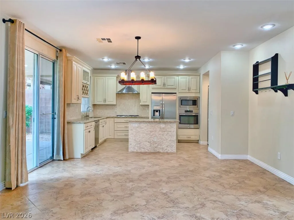 10859 Vista Marbella Avenue — photo 4