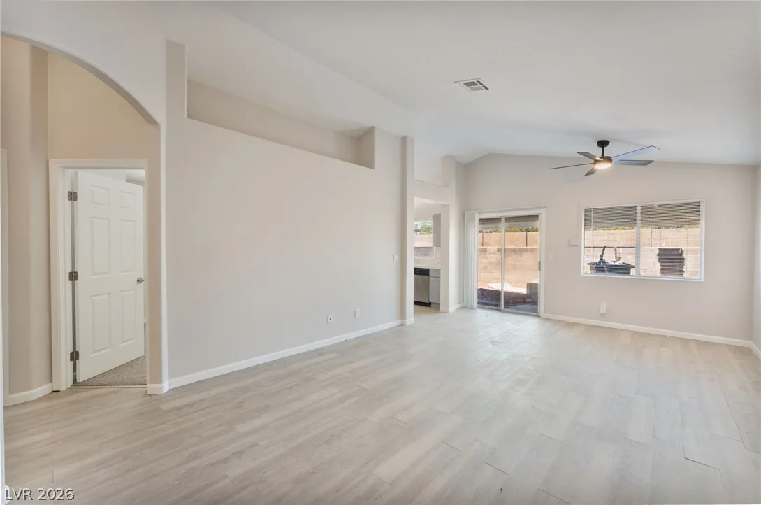 5320 Warhawk Avenue — photo 5