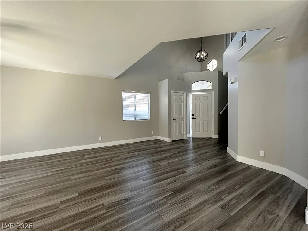3921 Hampton Grove Court — photo 3