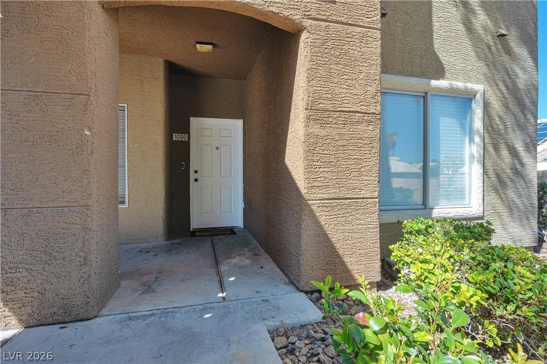 8025 West Russell Road 1090 — photo 1