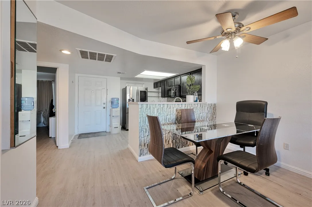 8025 West Russell Road 1090 — photo 5