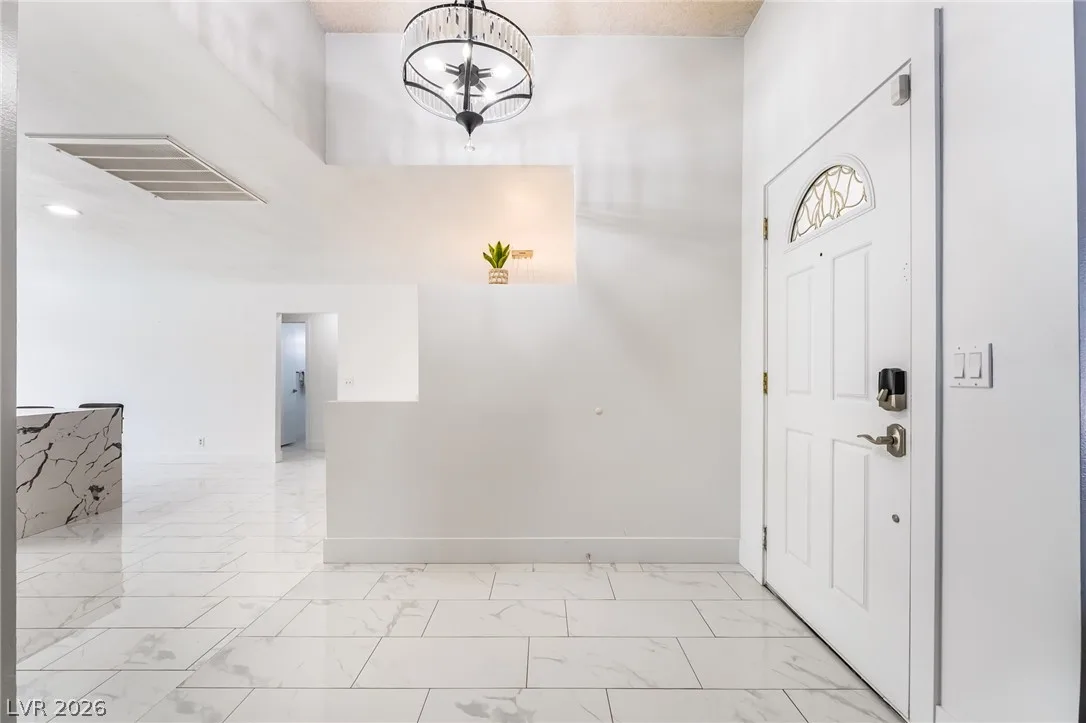 3983 Redwood Street — photo 4