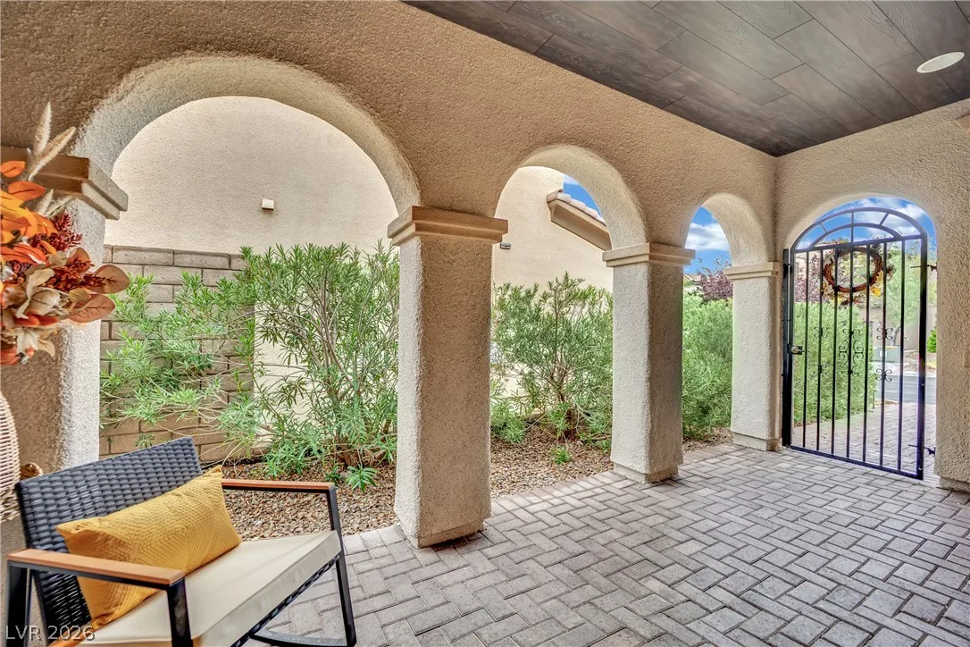 12242 Nasino Avenue — photo 4