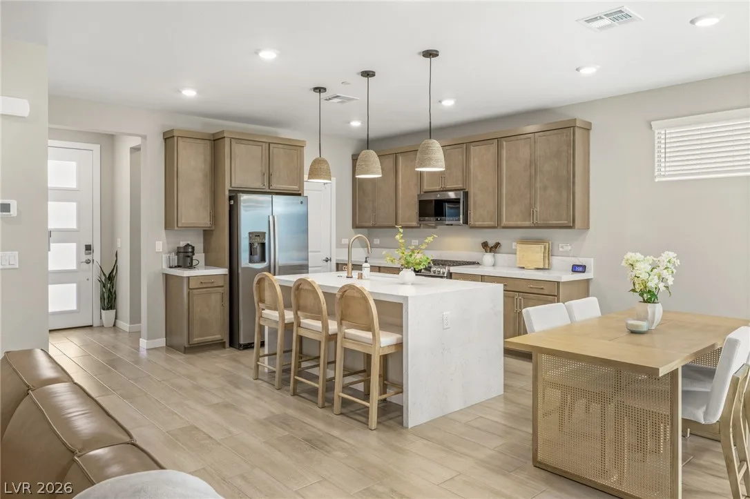 10449 Smokey Mariposa Avenue — photo 4