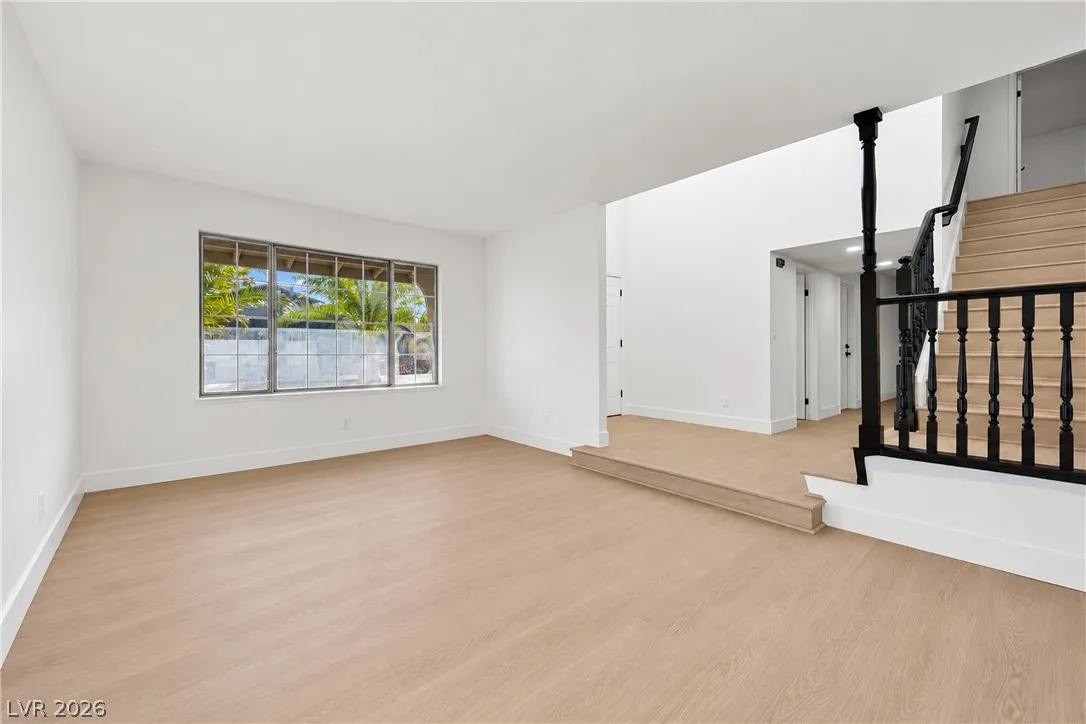 2112 Verdinal Drive — photo 5