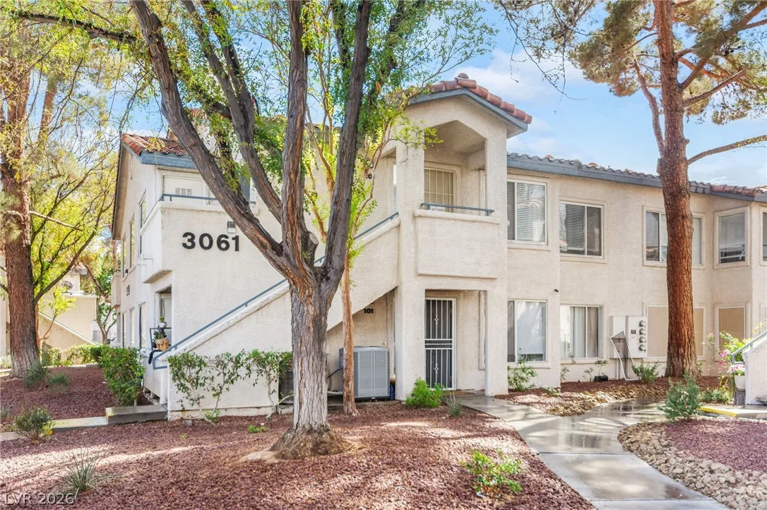 3061 Key Largo Drive 201 — photo 1