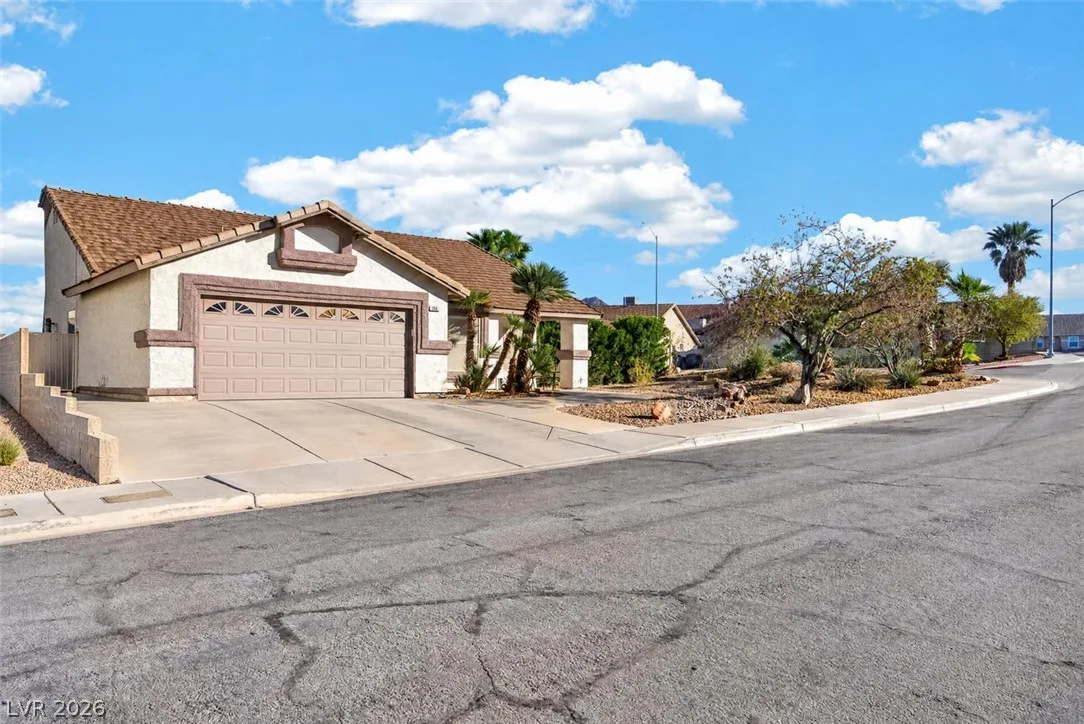 535 Brigadier Street — photo 2