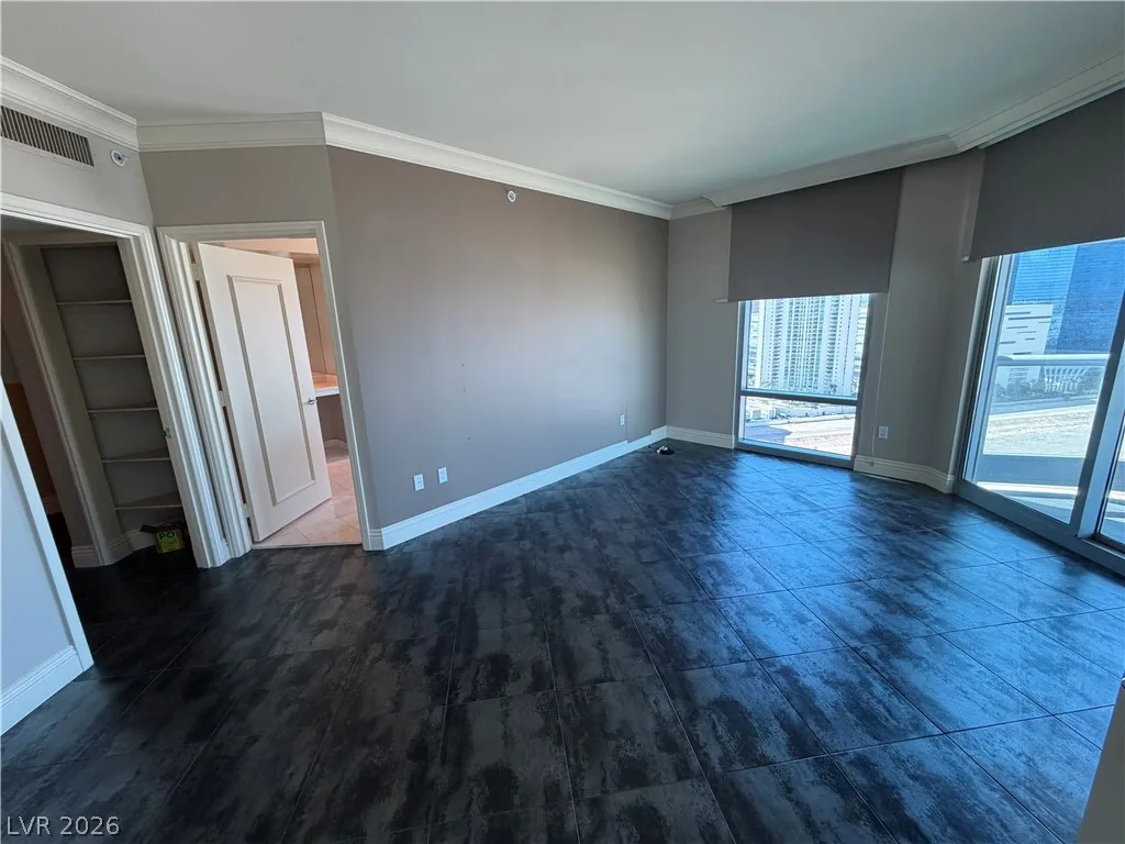 222 Karen Avenue 2608 — photo 3