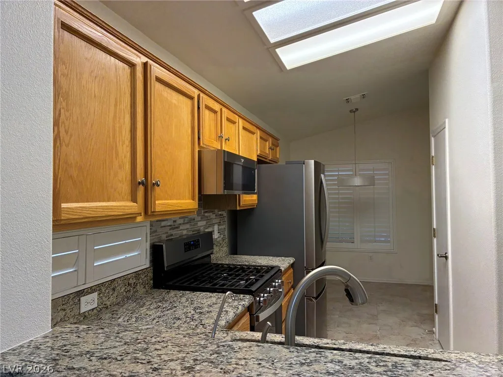 2150 Point Mallard Drive — photo 3