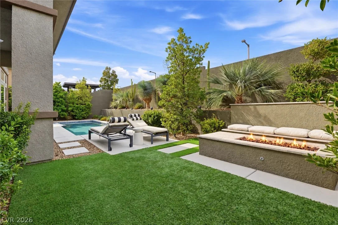 12382 Tudor Arch Drive — photo 3