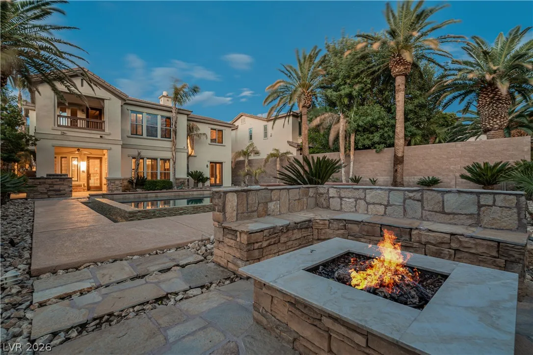 1423 Foothills Village Drive — photo 3